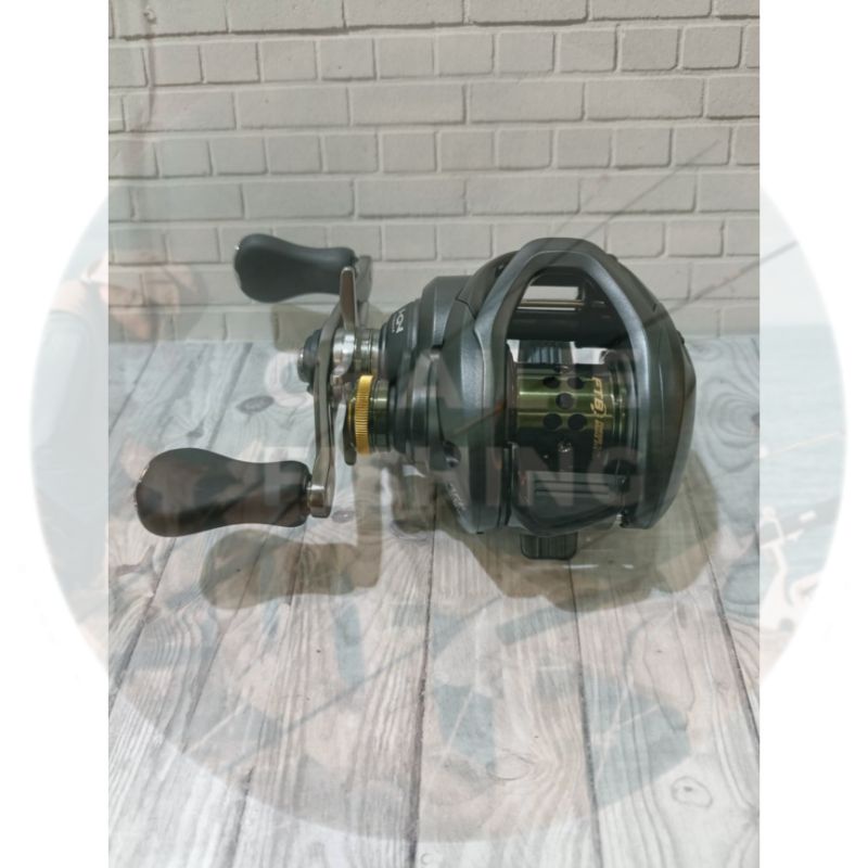 Reel BC Shimano Curado BFS XG-LEFT