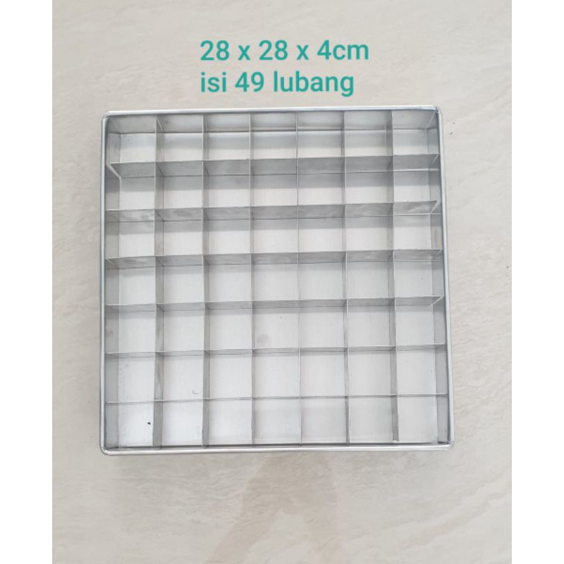 LOYANG SEKAT 28X28X4CM