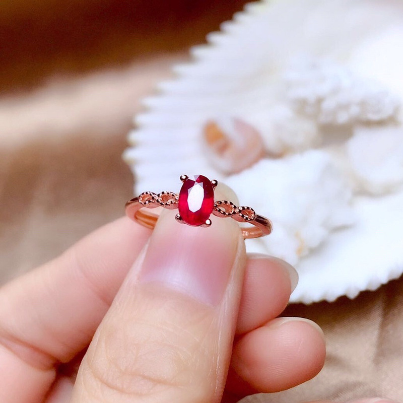 Cincin Wanita Rubi Rose Gold Dari Baja Titanium Fashion Perhiasan Pertunangan Berlian Kristal Merah Rings