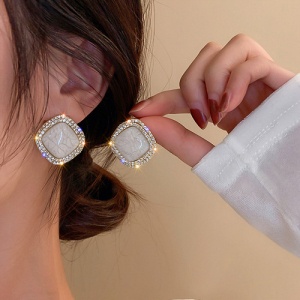 Anting Stud 925 Silver Needle Hypoallergenic Bentuk Pita / Beruang / Simpul Bahan Metal Gaya Korea