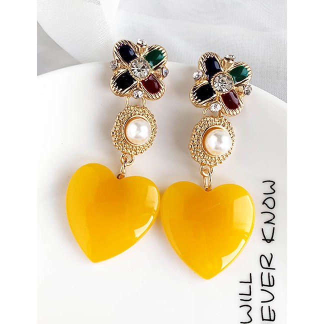 LRC Anting Tusuk Fashion Alloy Pearl Resin Love Stud Earrings F6270X