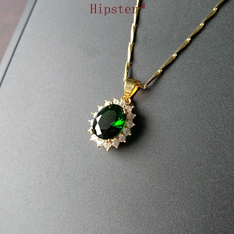 Retro Affordable Luxury Diamond Personality, Elegance and Simplicity Emerald SUNFLOWER Pendant Necklace