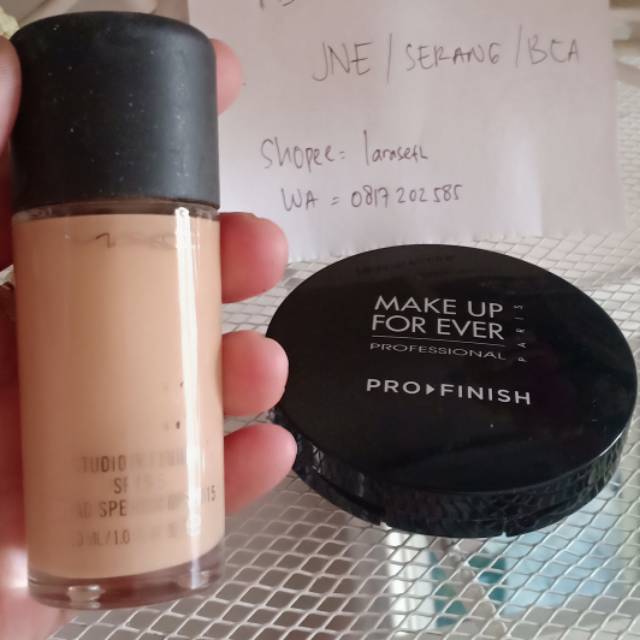 Bedak Makeup forever