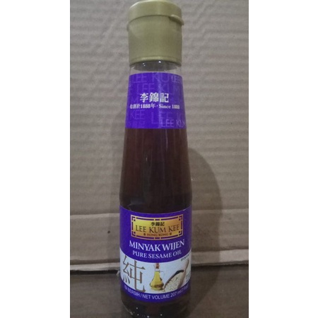 

minyak wijen lee kum kee 207 ml