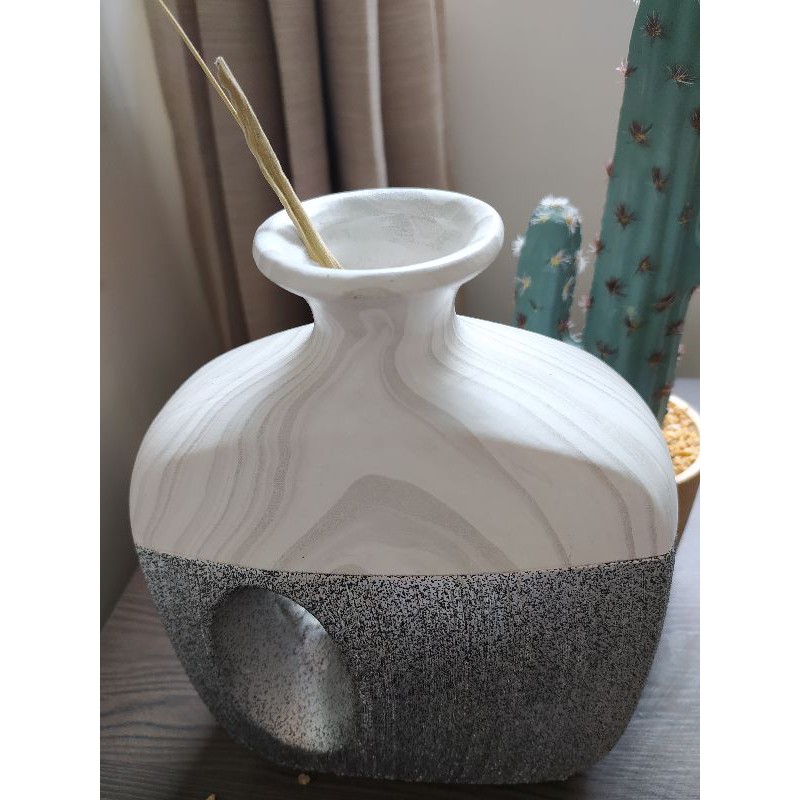 Vas bunga keramik/ Vas Aesthetic - "SAUSSURE"