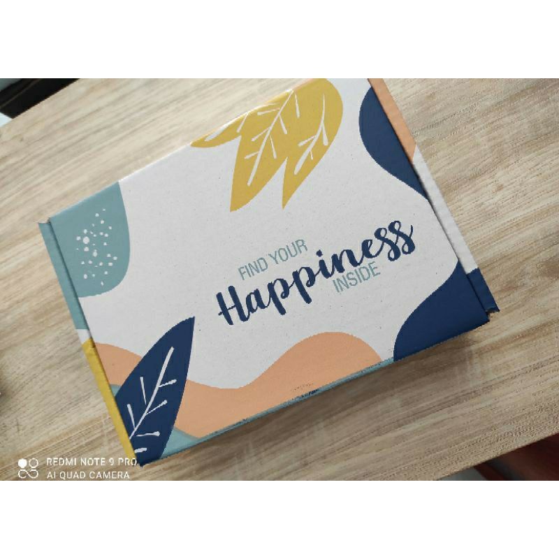 

Karton Box/Kardus Hampers/Kotak kado 24×19×8