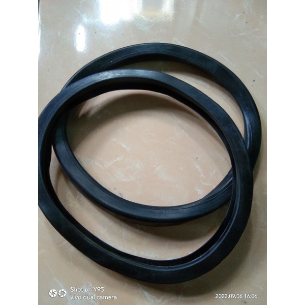 Karet Bulat 20cm untuk Lensa Lampu Traffik led 20cm jual per/10pcs