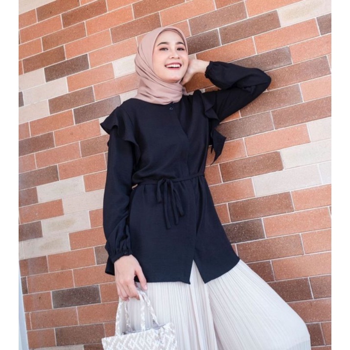 PRELOVED MOZA Blouse by KAMILA WARDROBE Size M