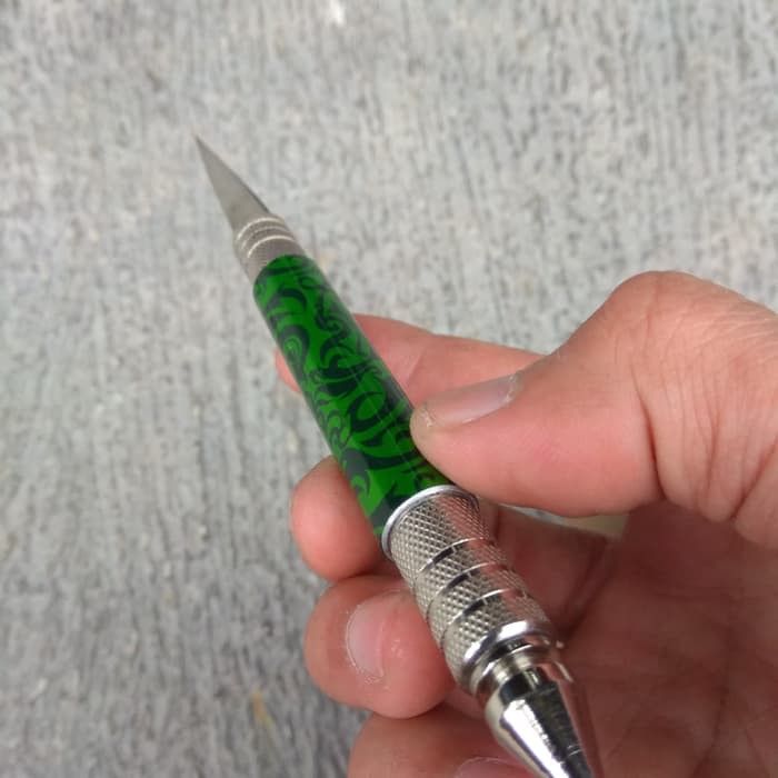 pisau ukir buah lurus