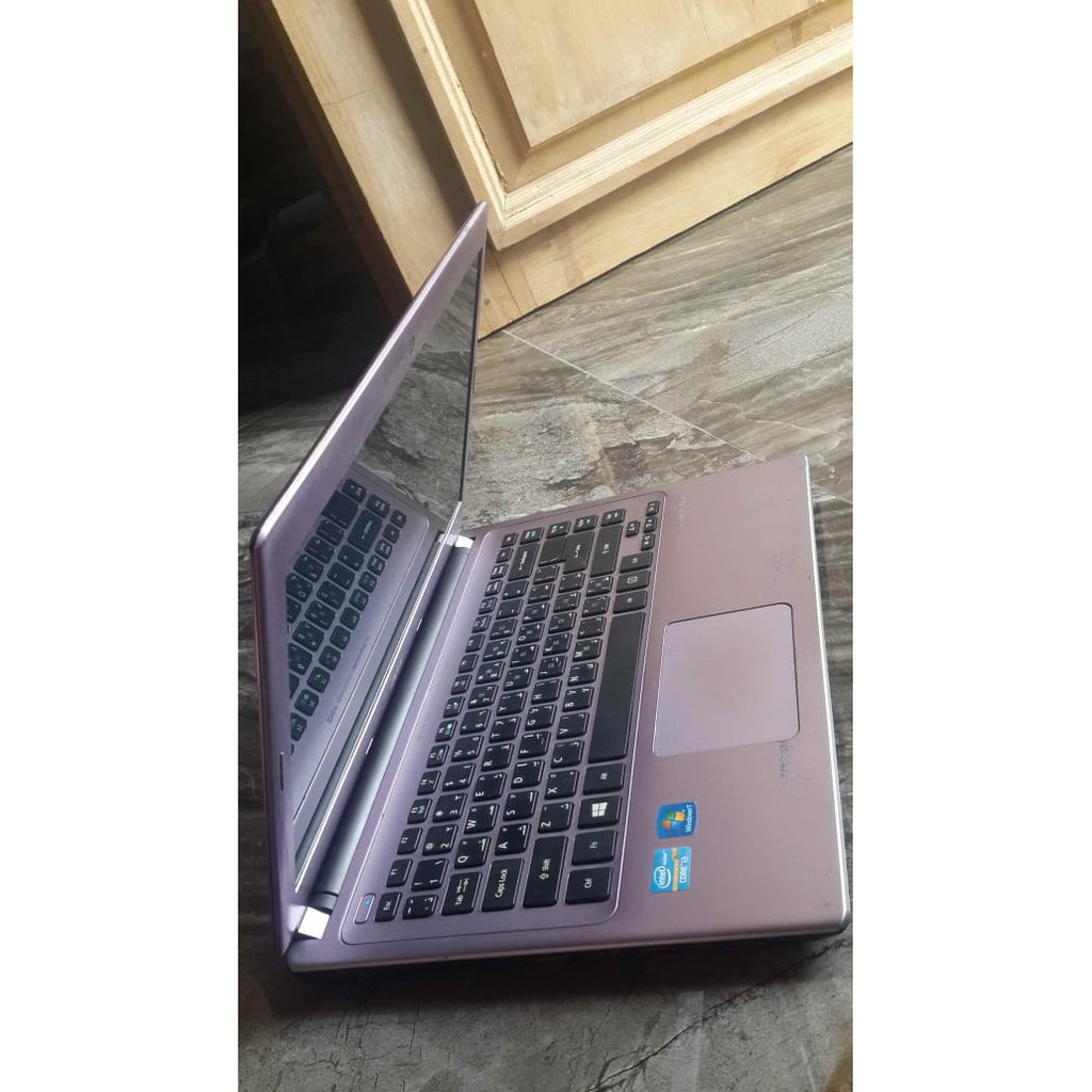 Laptop Acer V5-471