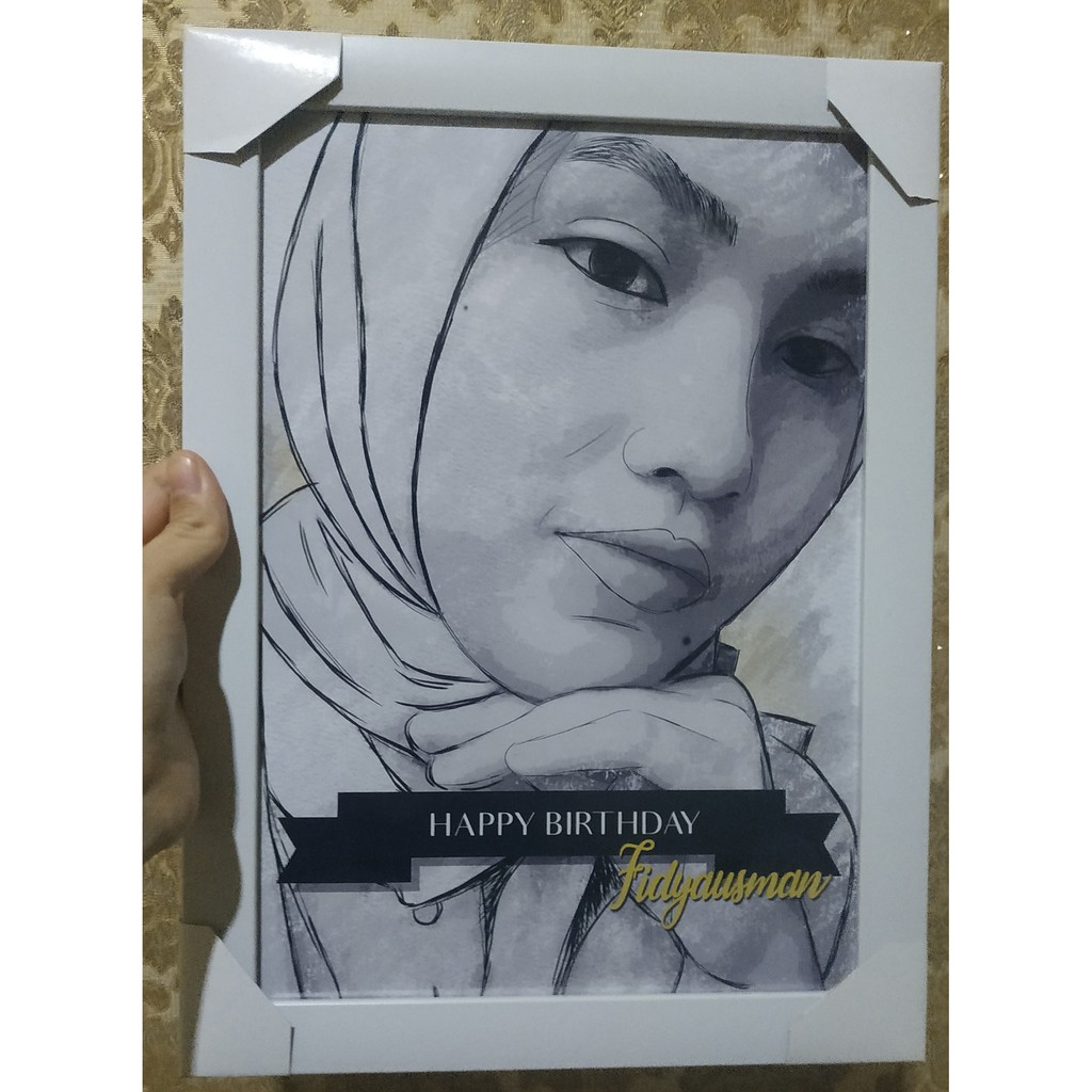 FOTO SKETSA+CETAK+FRAME; UNTUK KADO ULANG TAHUN, WISUDA, WEDDING, ANNIVERSARY, DLL