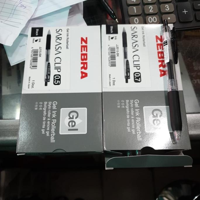 

TERBARU Pen Sarasa/PULPEN GEL/PULPEN LUCU/PULPEN 1 PACK/PENSIL WARNA/PENSIL 2B/PENGHAPUS JOYKO/PENGHAPUS LUCU/RAUTAN PENSIL PUTAR/RAUTAN ELEKTRIK/SPIDOL WARNA/SPIDOL PERMANEN/SPIDOL WHITEBOARD/CORRECTION TAPE