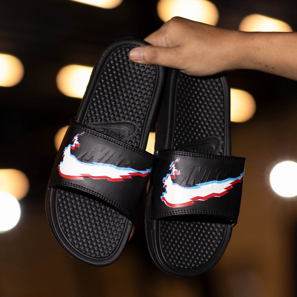 SENDAL ORIGINAL NIKE BENASSI SWOSH BLACK SHADOW