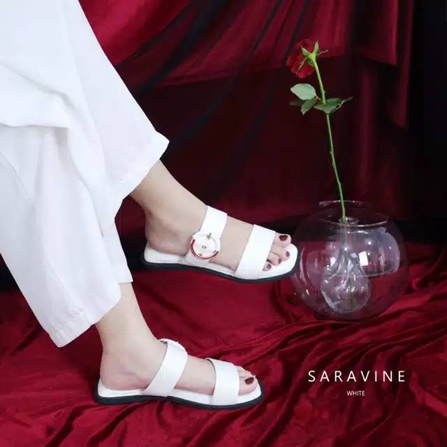 Damelia Saravine sandal putih