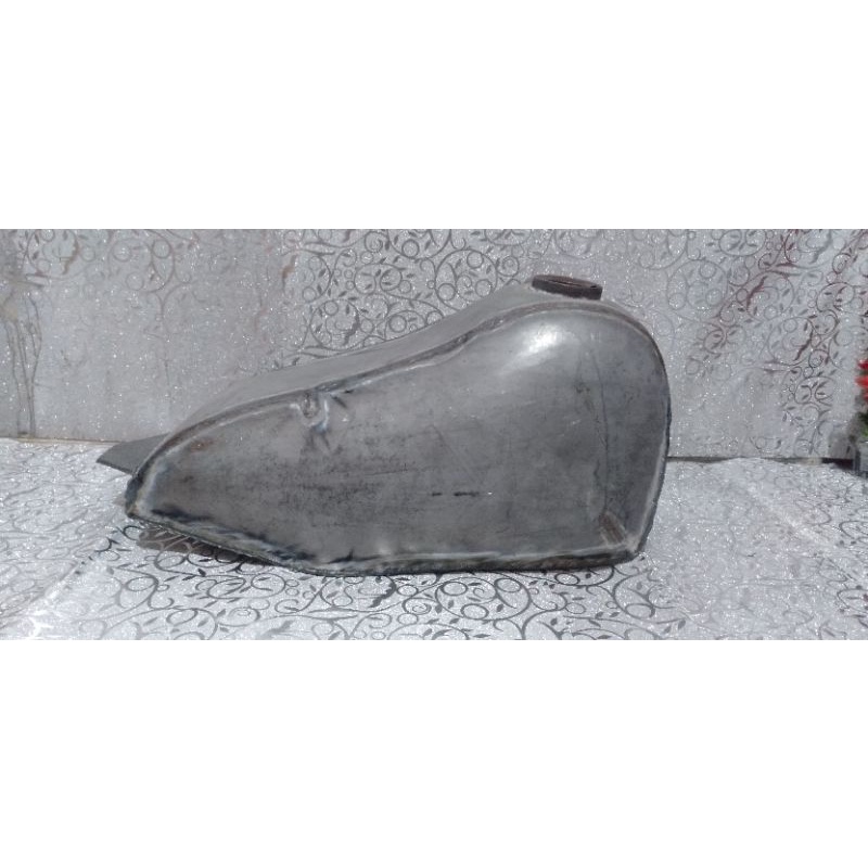 Tengki trail klasik model suzuki TS 125 tangki trail vintage suzuki TS trail jadul trail tua Klasik