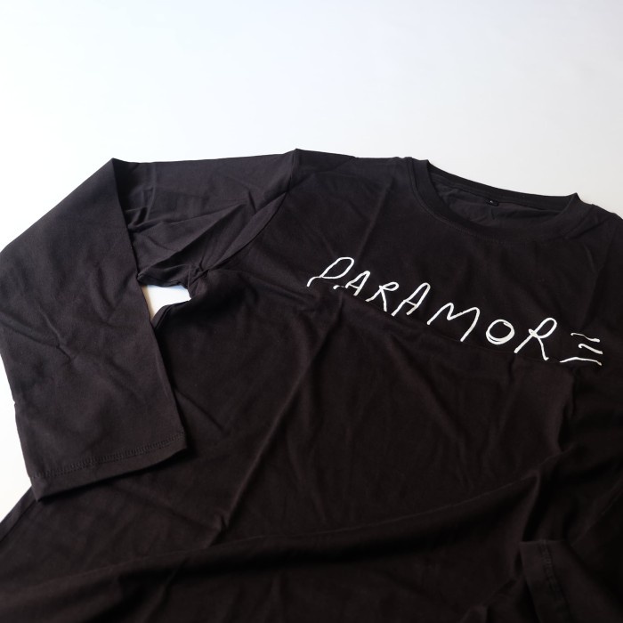 Kaos Band Paramore Long Sleeve