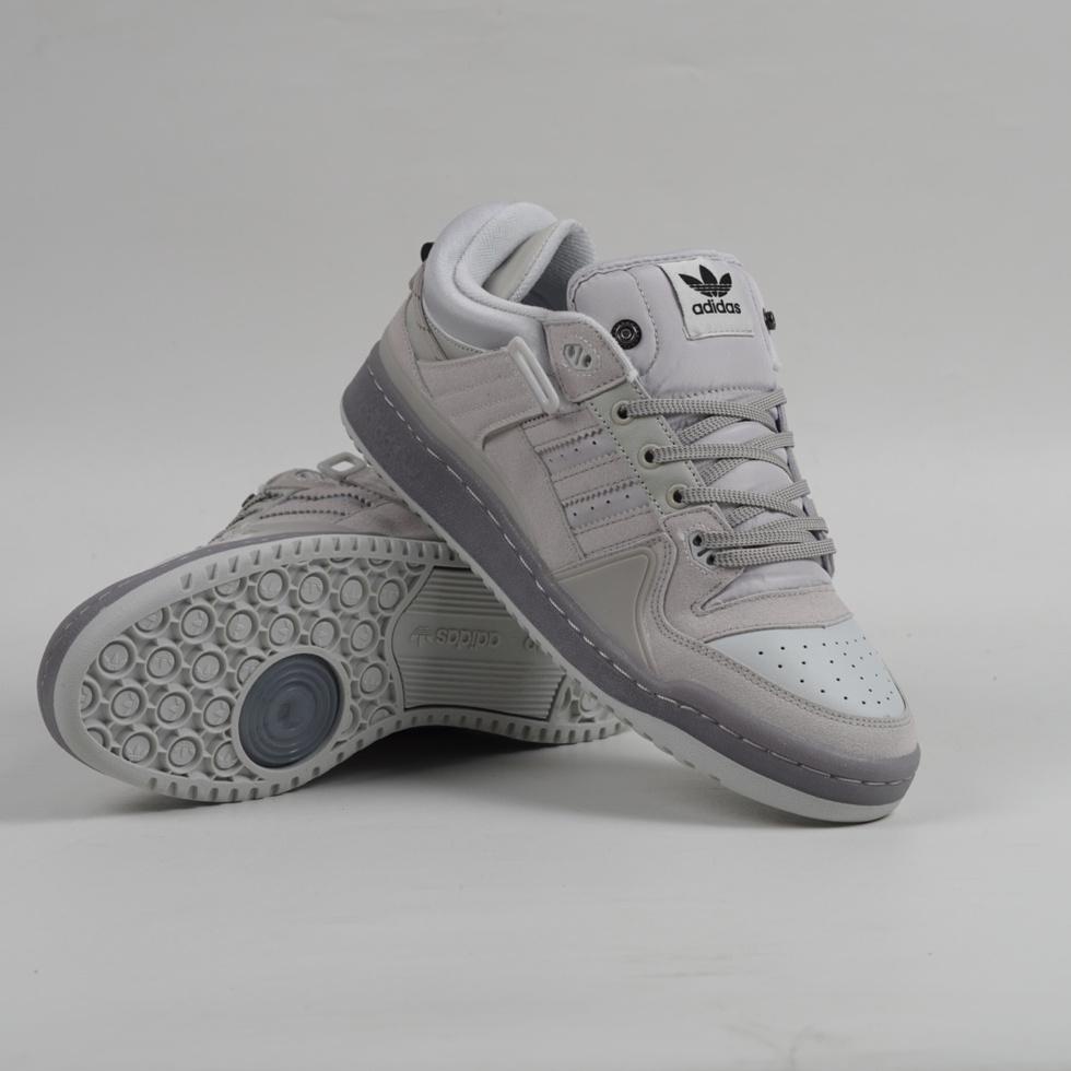 Adidas forum bad bunny. Adidas forum Low Bad Bunny. Adidas forum Low Bad Bunny Grey. Adidas forum Bunny серые. Кроссовки forum Low Bad Bunny Grey.