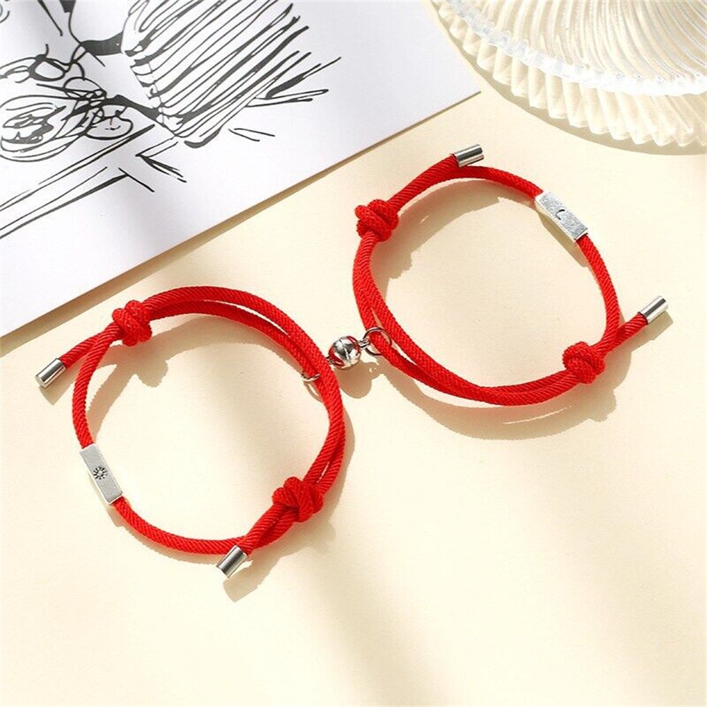 2pcs Gelang Keberuntungan Adjustable Dengan Liontin Matahari Bulan Magnetik Gaya retro Untuk Pria Dan Wanita