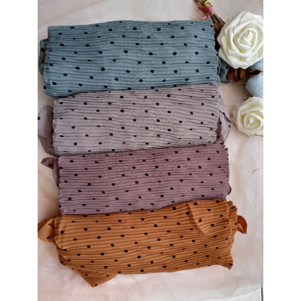 HIJAB JILBAB INSTAN PLISKET PRISKET SIRIA RAMPEL SEGITIGA RAMPLE MOTIF POLKA POLKADOT CERUTY BY AL BILAL COLLECTION TERMURAH TERLARIS TERBARU KEKINIAN HITS DAILY HIJAB FORMAL HIJAB-1