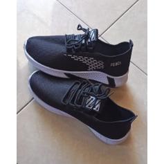 Waadoo Sport Shoes Pria Shocker Sepatu Running Olahraga Hitam Polos