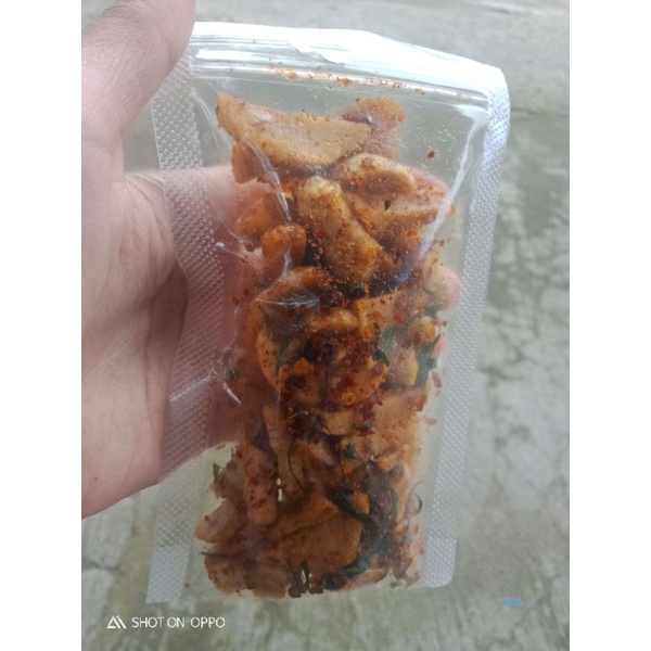 

basreng/kriuk/gurih/renyah/pedas