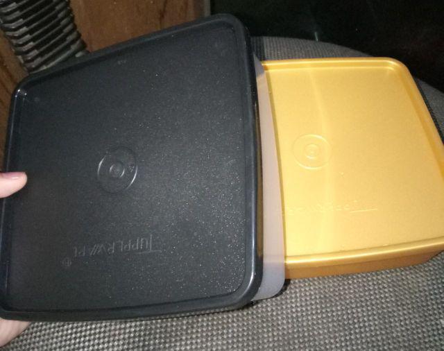 Large Square Away Gold Atau Putih