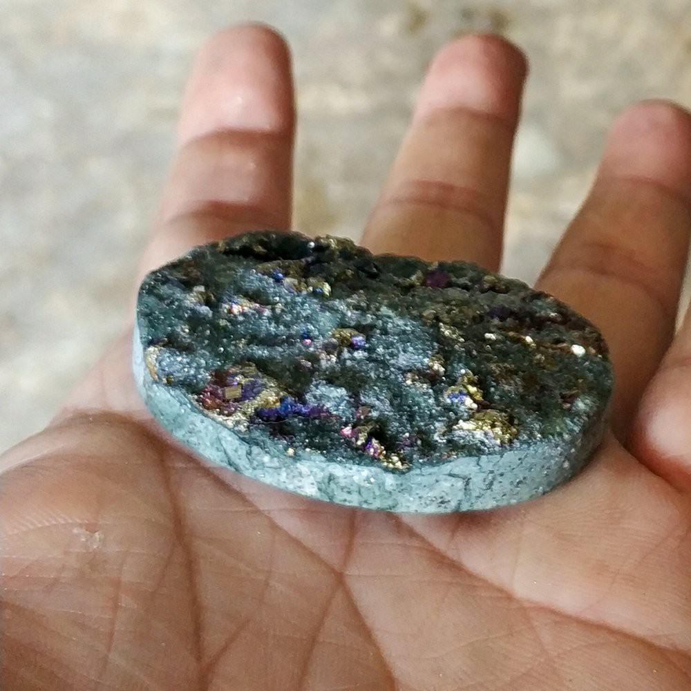 Natural Batu Akik Rainbow Pyrite Size Liontin Motif Art