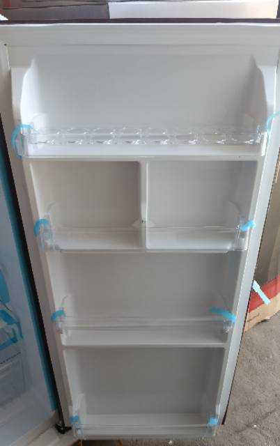 Kulkas 1 pintu polytron PRA18 BNR new