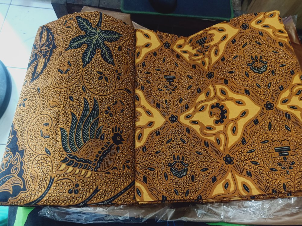 Kain Jarik Batik Solo Motif Sogan Sidoasih