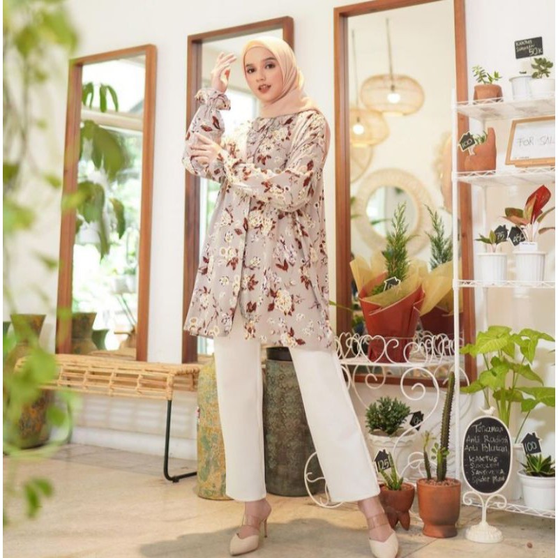 Camelia Tunik