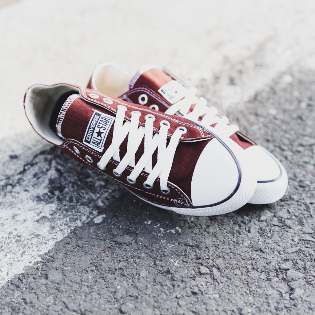 Converse Chuck Taylor New Release Undefeated Low Pendek 4 varian warna terkeren buat sekolah santai