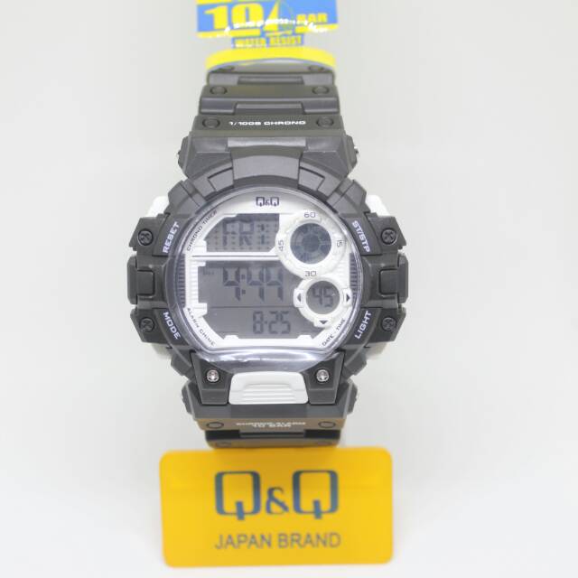 Jam Tangan Cowok Pria QQ Q&Q Digital M144J008Y Warna Hitam Putih Tali Karet Rubber