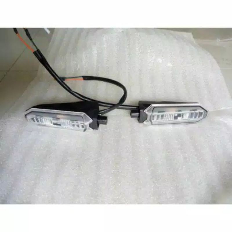 Lampu sen belakang Vario New LED 125/150