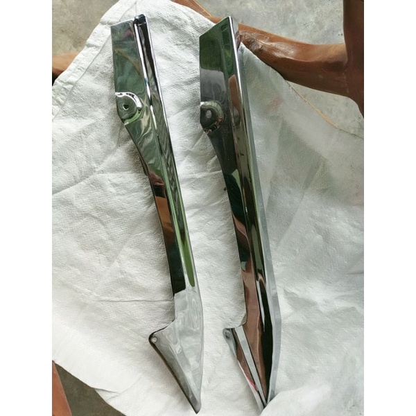 tutup rantai scorpio chrome