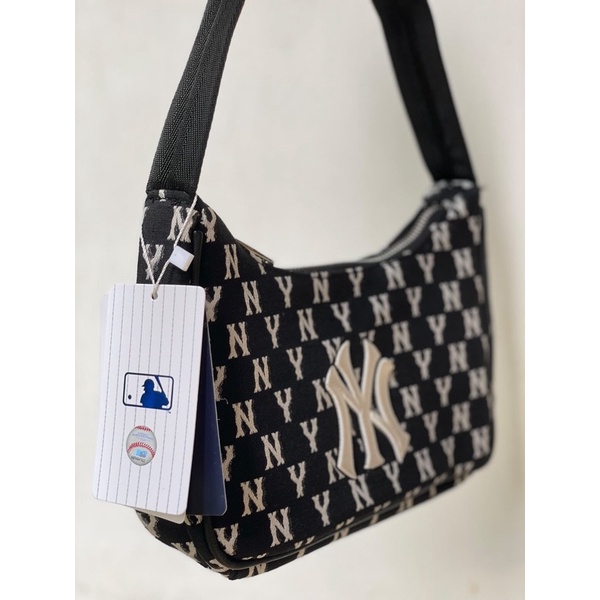 PO MLB HOBO BAG