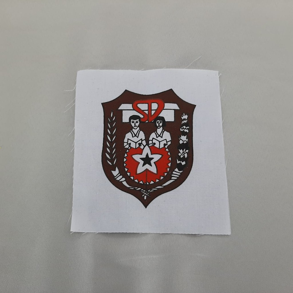 Badge SD, SMP, SMA Sablon dan Bordir serta Bendera Merah Putih Bordir