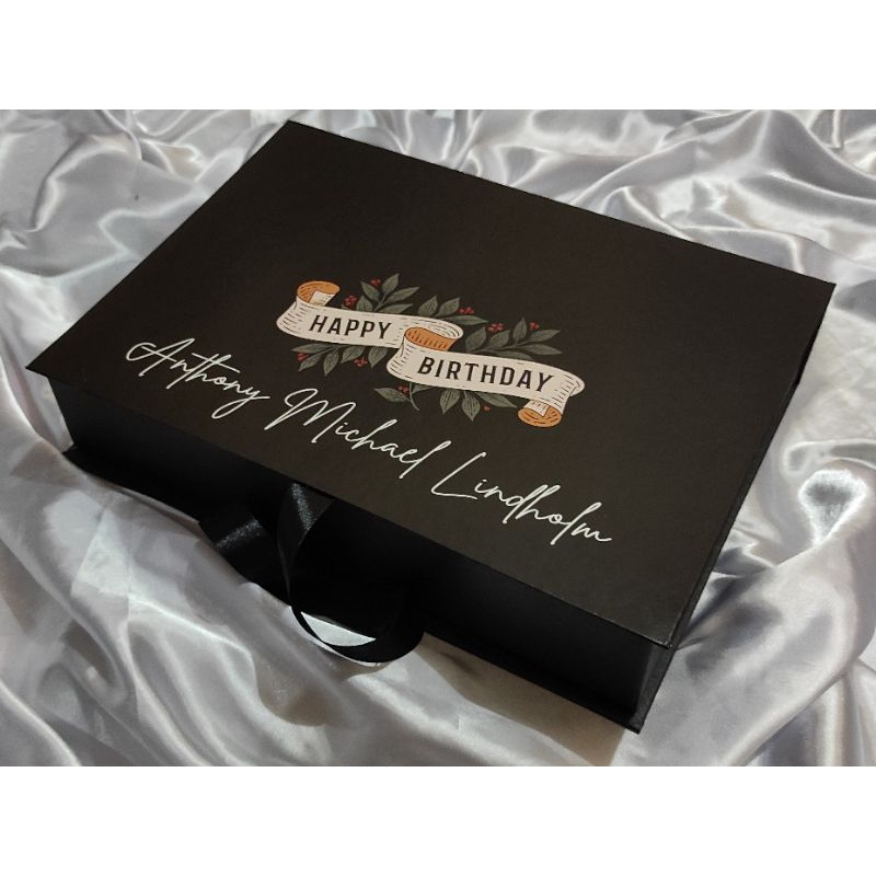 

Box Birthday Hampers / Box UlangTahun Custom Nama / Box Souvenir