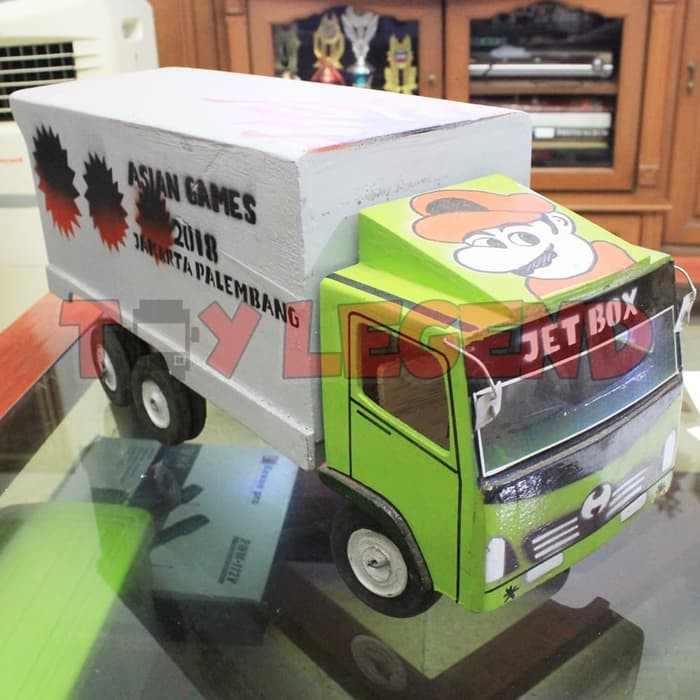 Gambar Miniatur Mobil Truk Belajar Menggambar