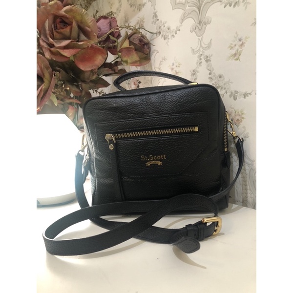 ST.SCOTT LONDON SLING BAG