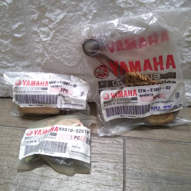 Stang Seher Set  Connecting Rod Kit Set Yamaha Jupiter Z 5TN-E1651-02 Original Yamaha Genuine Parts