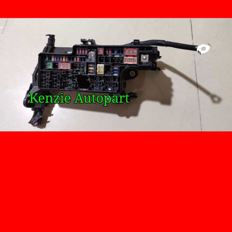 FUSE BOX SEKRING INNOVA REBORN HILUX REVO FORTUNER VRZ SRZ ORIGINAL