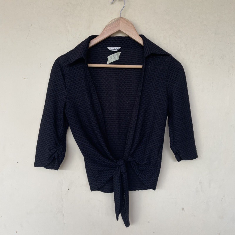 Outer Hitam Preloved/Outer Second/Baju Second/Baju Bekas