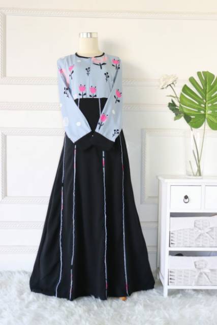 Gamis sintia kombinasi polos motif wolfis