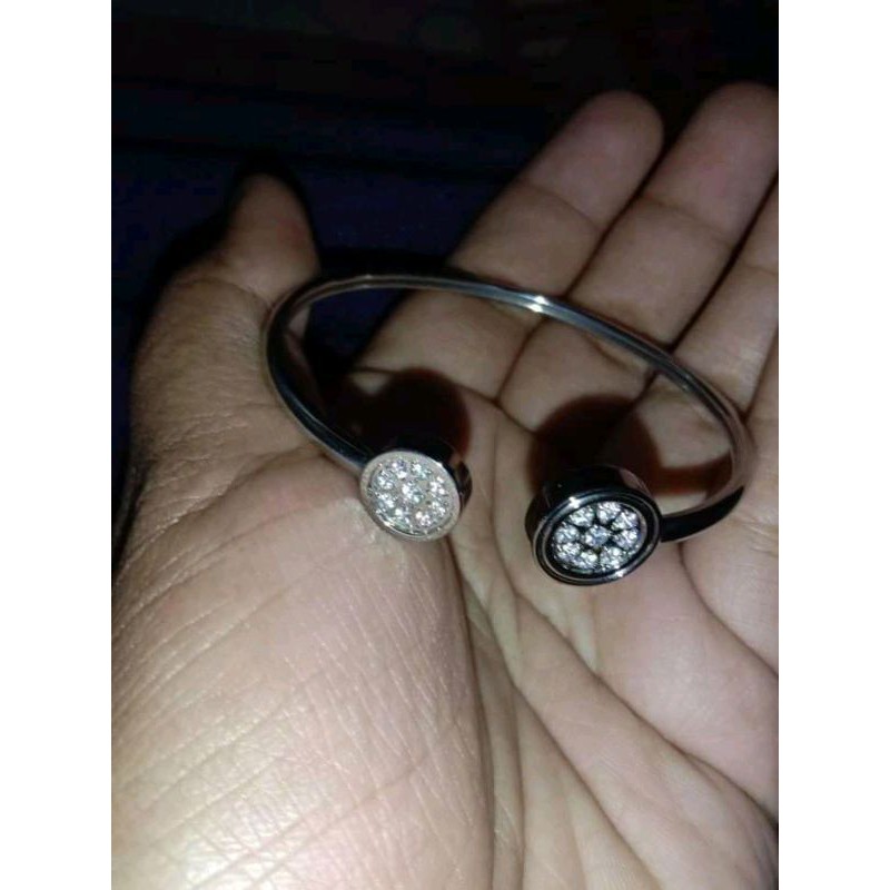 Gelang MCI