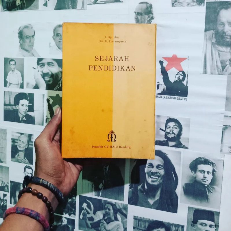 Sejarah Pendidikan by I. Djumhur & Danasuparta - CV. Ilmu
