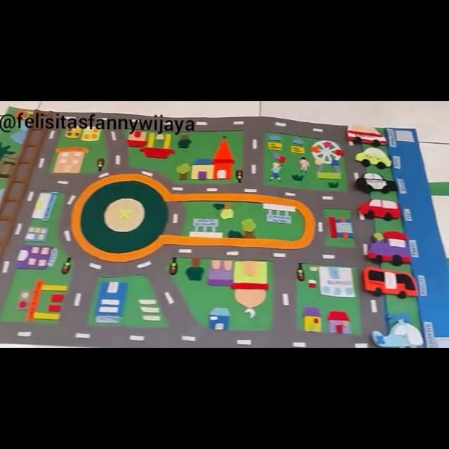 Busy book track mobil