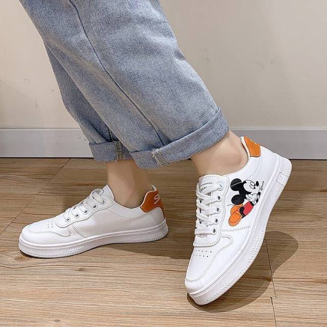 Sepatu sneakers mickey import