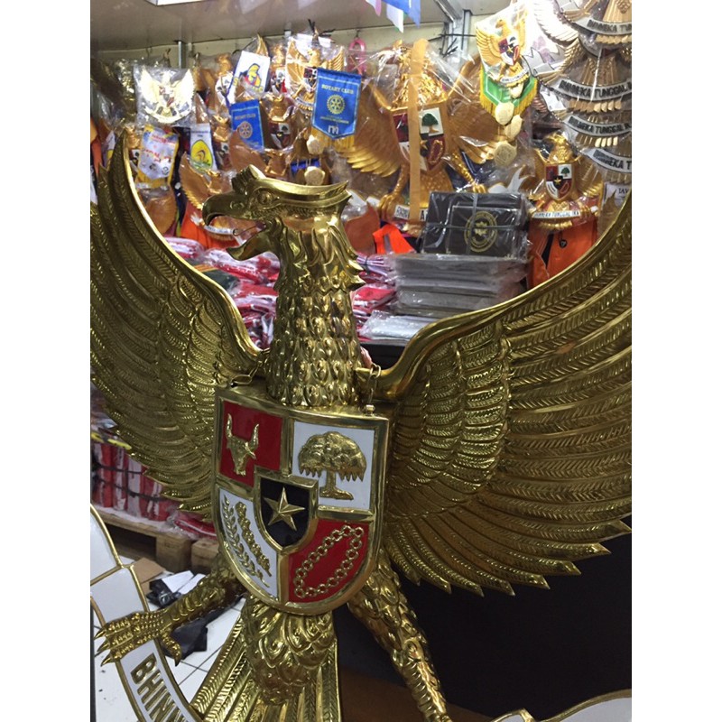 garuda pancasila garuda kuningan 70cm