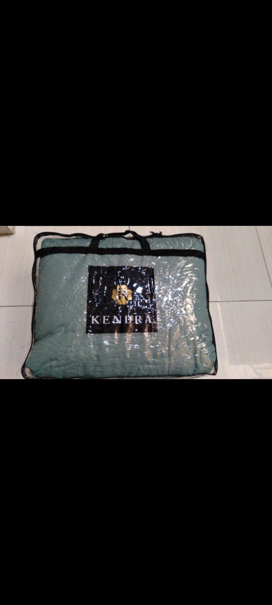 Bedcover + Sprei Kendra Polos 200x200 Tinggi 30 Warna Red White Coklat - Extra Super King 200 T30 Bc