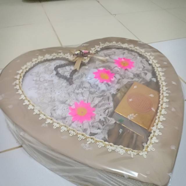 Parsel love produk wardah